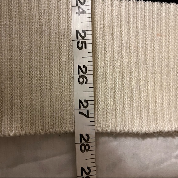 Catherine Malandrino Black and White Crew Neck Sweater - Picture 6 of 7